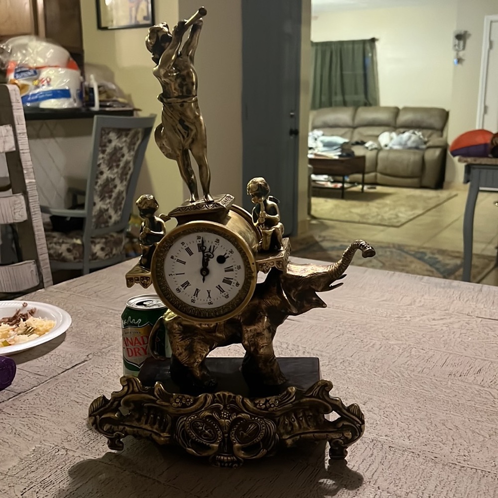inperial elefante reloj antiguo